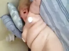 Nóng, cô hầu bàn đầy lỗ của mình jav hay ko che với đồ chơi