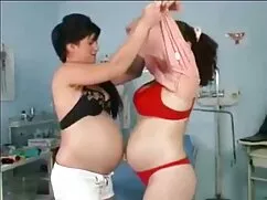 Tóc vàng, da trần truồng trên bãi biển nhìn Trộm Video phim sex jav không che