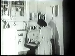 Phục vụ bàn cổ phiếu lớn jav k che với một người bạn